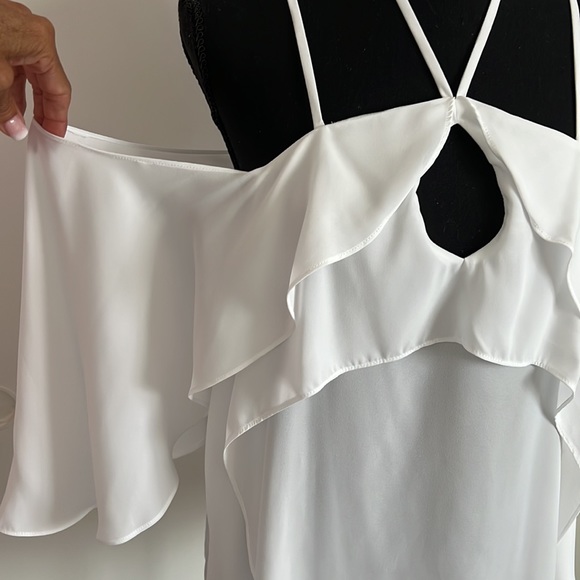 Ruffle guess top - Picture 3 of 4